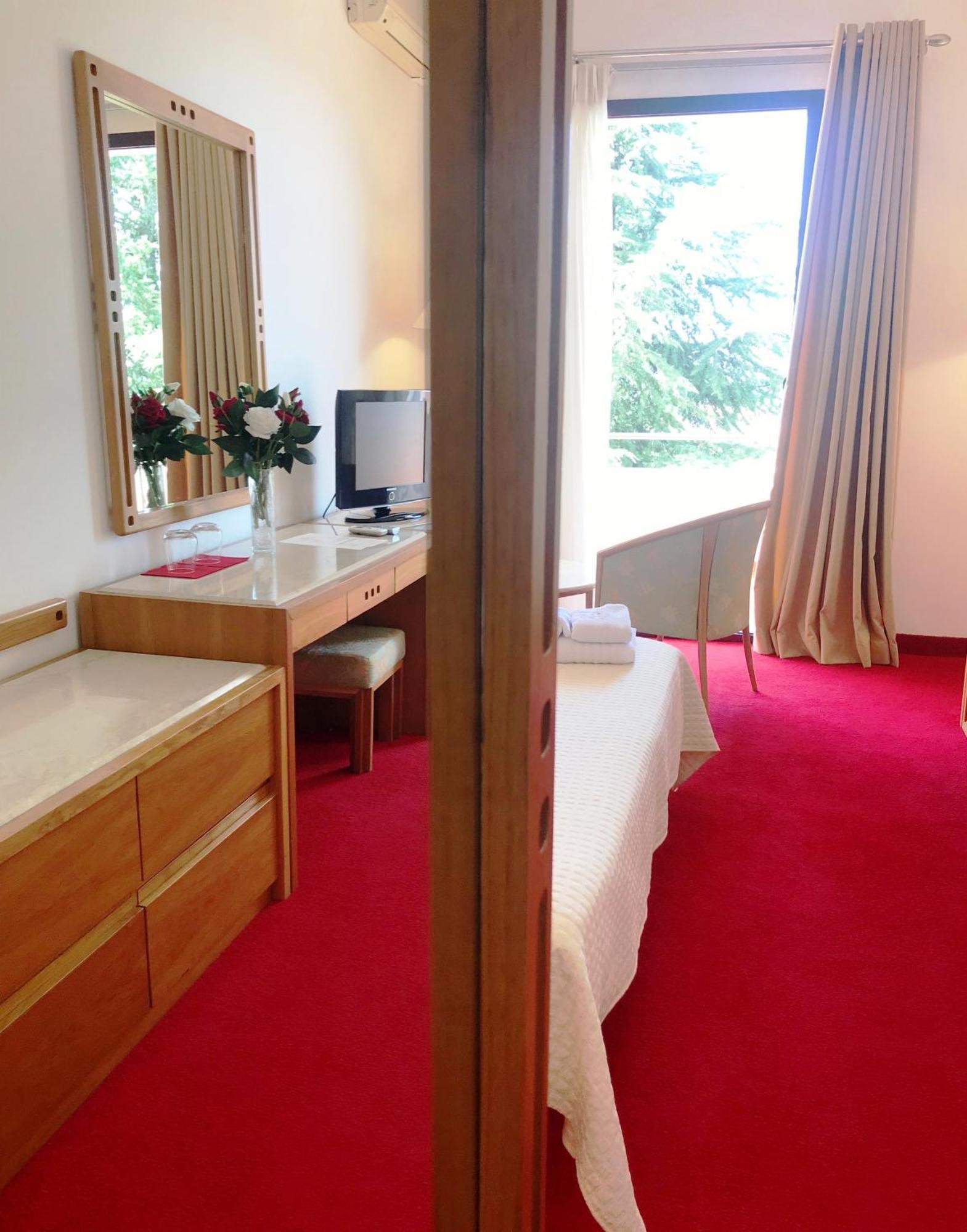 Chateau Linza Resort Tirana Kültér fotó