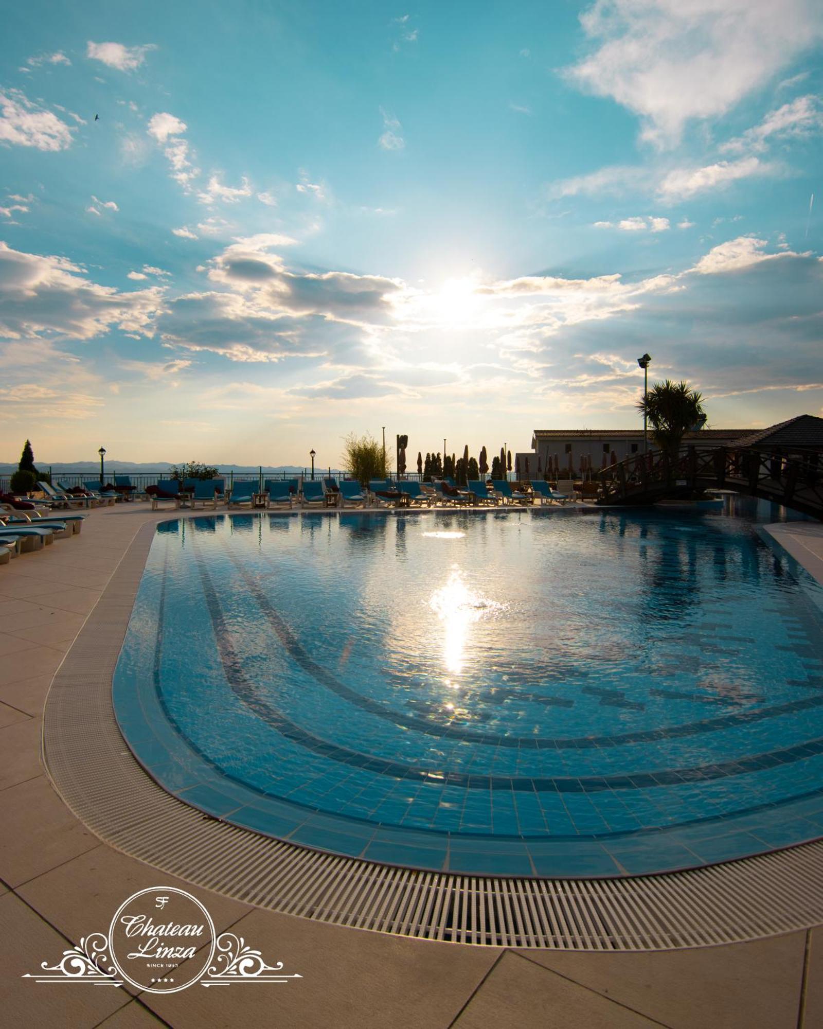Chateau Linza Resort Tirana Kültér fotó
