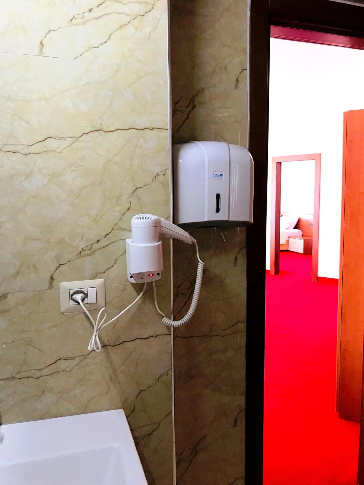 Chateau Linza Resort Tirana Kültér fotó