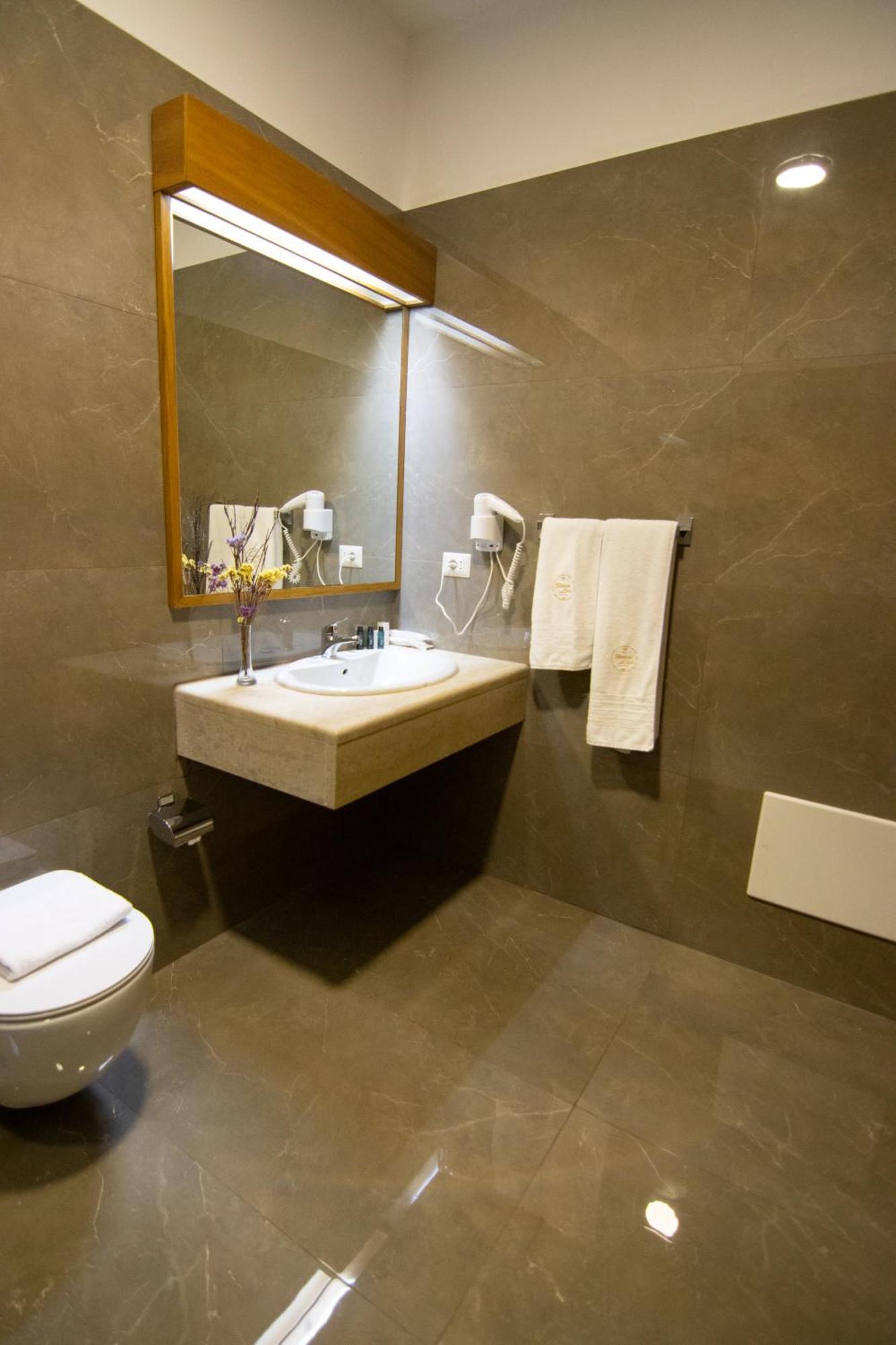 Chateau Linza Resort Tirana Kültér fotó