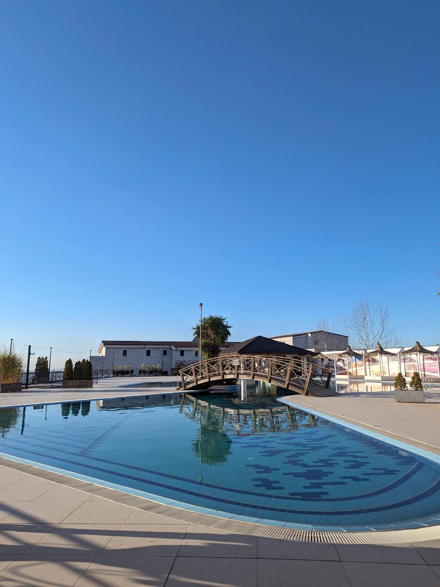 Chateau Linza Resort Tirana Kültér fotó